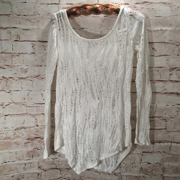 Express women’s white‎ knit Tunic top size M - Picture 2 of 5